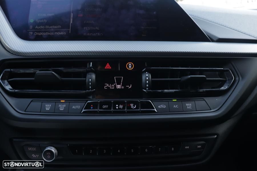 BMW 118 d Pack Desportivo M - 27