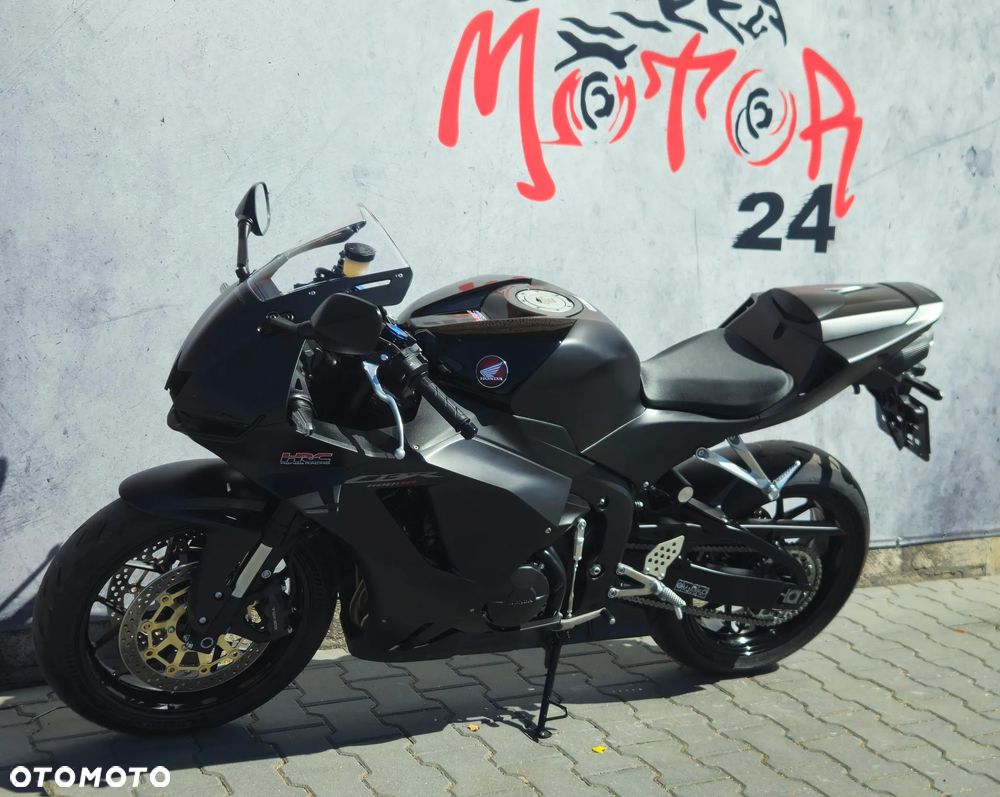Honda CBR - 6