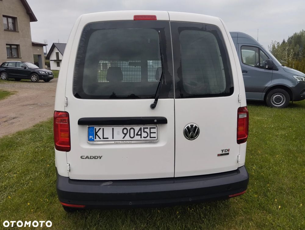 Volkswagen Caddy 2.0 TDI Highline 4Motion - 4
