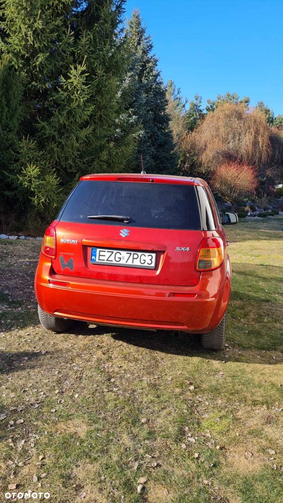 Suzuki SX4 1.6 GS / Premium - 3