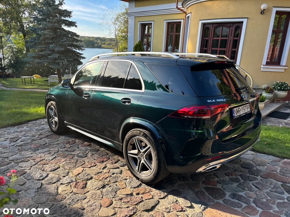 Mercedes-Benz GLE 300 d 4-Matic - 3