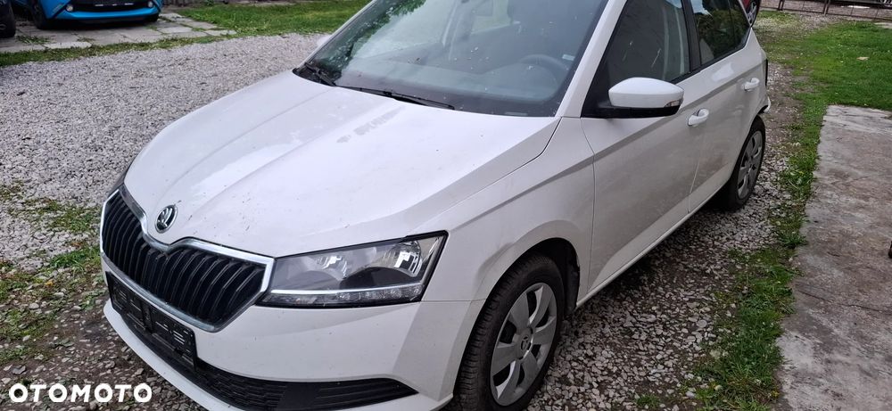 Skoda Fabia - 3