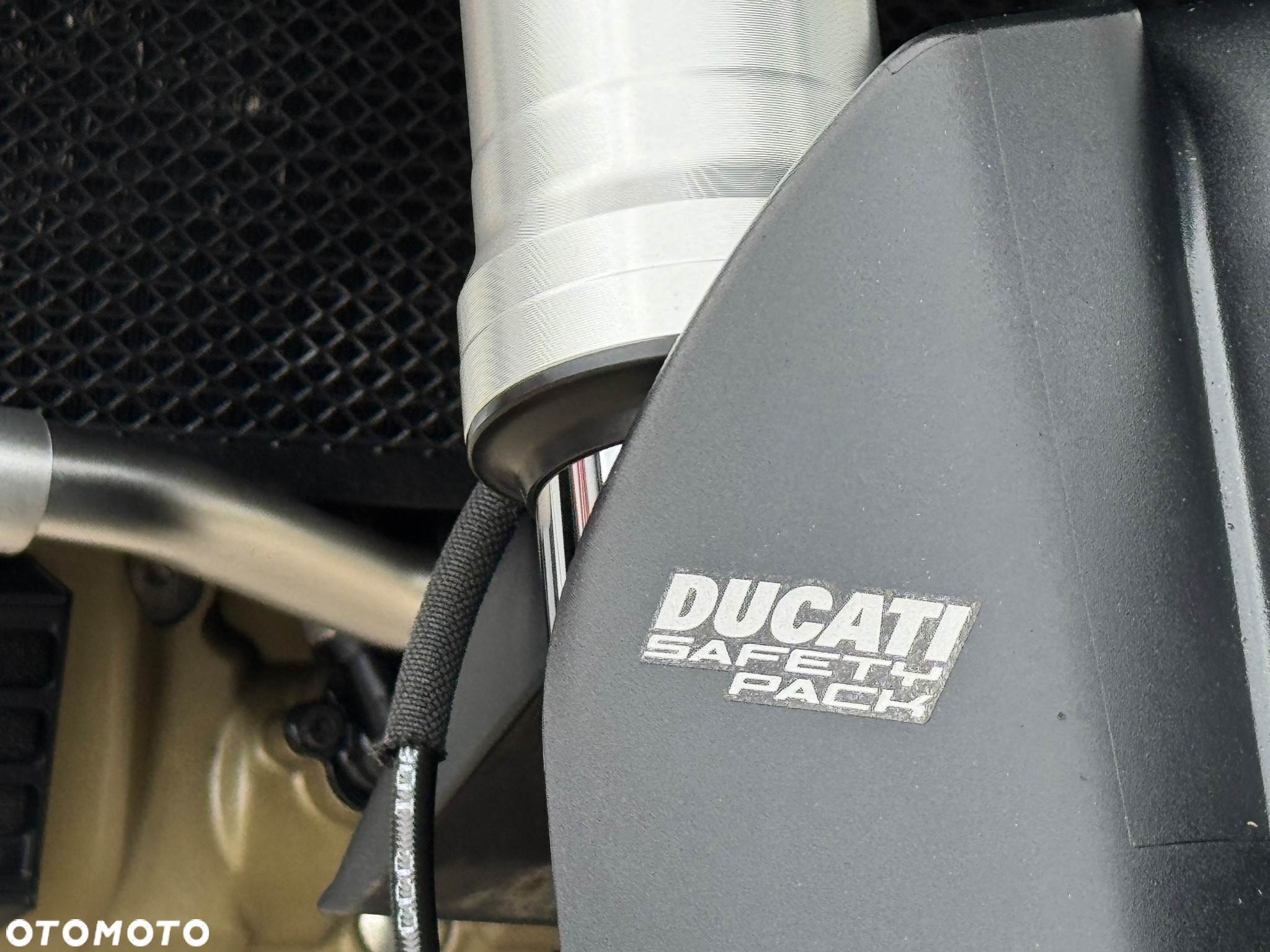 Ducati Multistrada - 10