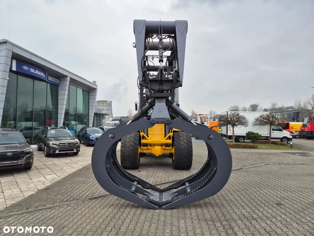 Volvo L 180E 4X4 / HEAVY DUTY / ŁADOWARKA KOŁOWA / CHWYTAK DO BALI I DREWNA / WIELE ZASTOSOWAŃ / OD PIERWSZEGO WŁAŚCICIELA / DOBRY STAN / MOŻLIWOŚĆ TRANSPORTU - 7