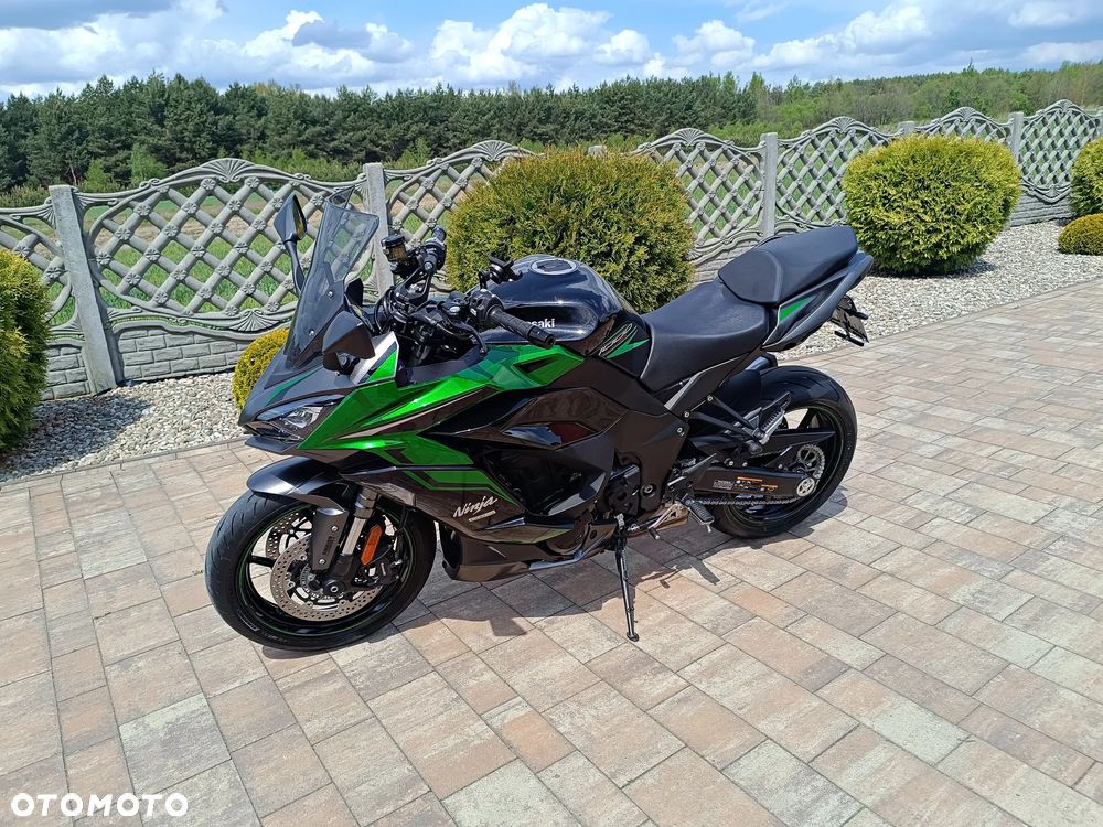 Kawasaki Ninja 1000 SX - 4
