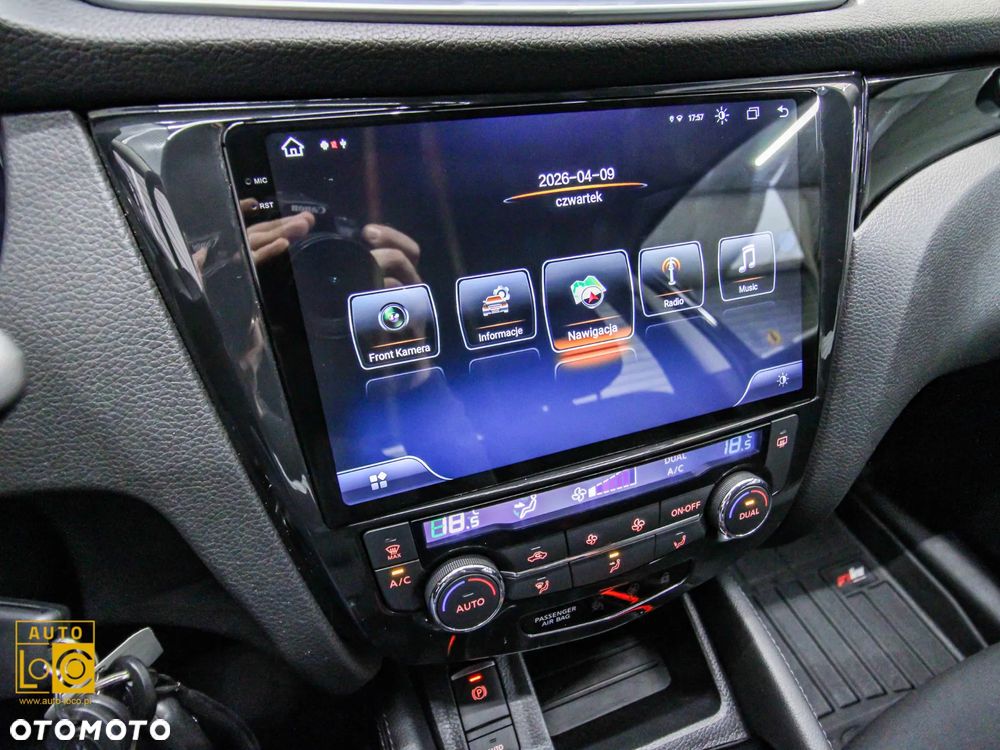 Nissan Qashqai 1.2 DIG-T N-Connecta EU6 - 21