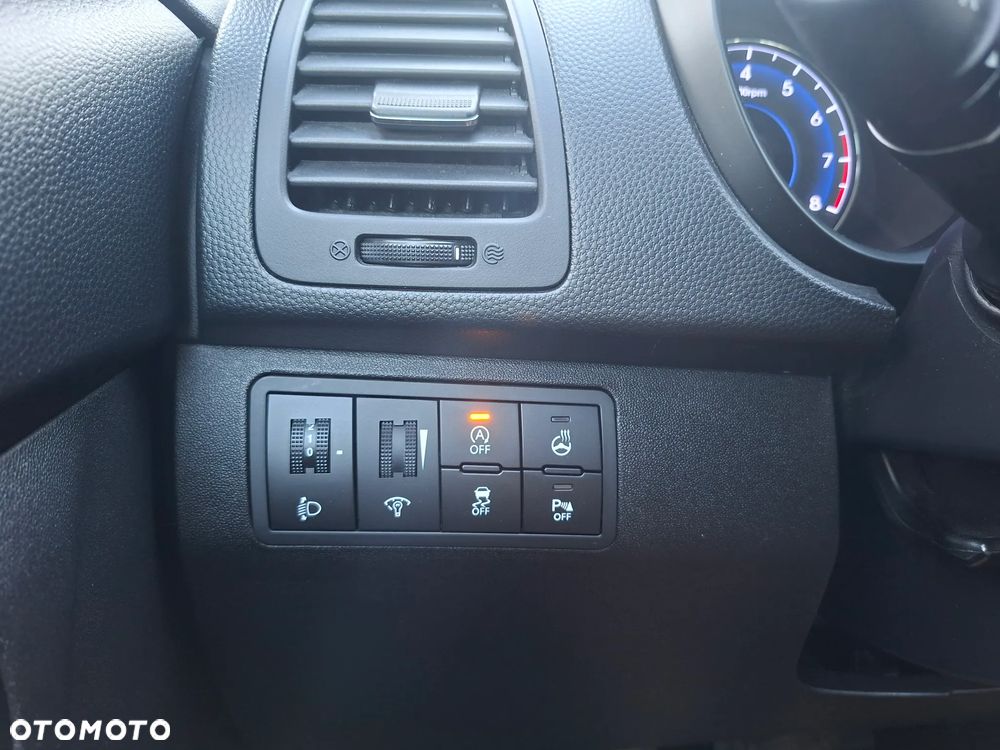 Hyundai ix20 1.4 blue Passion - 25