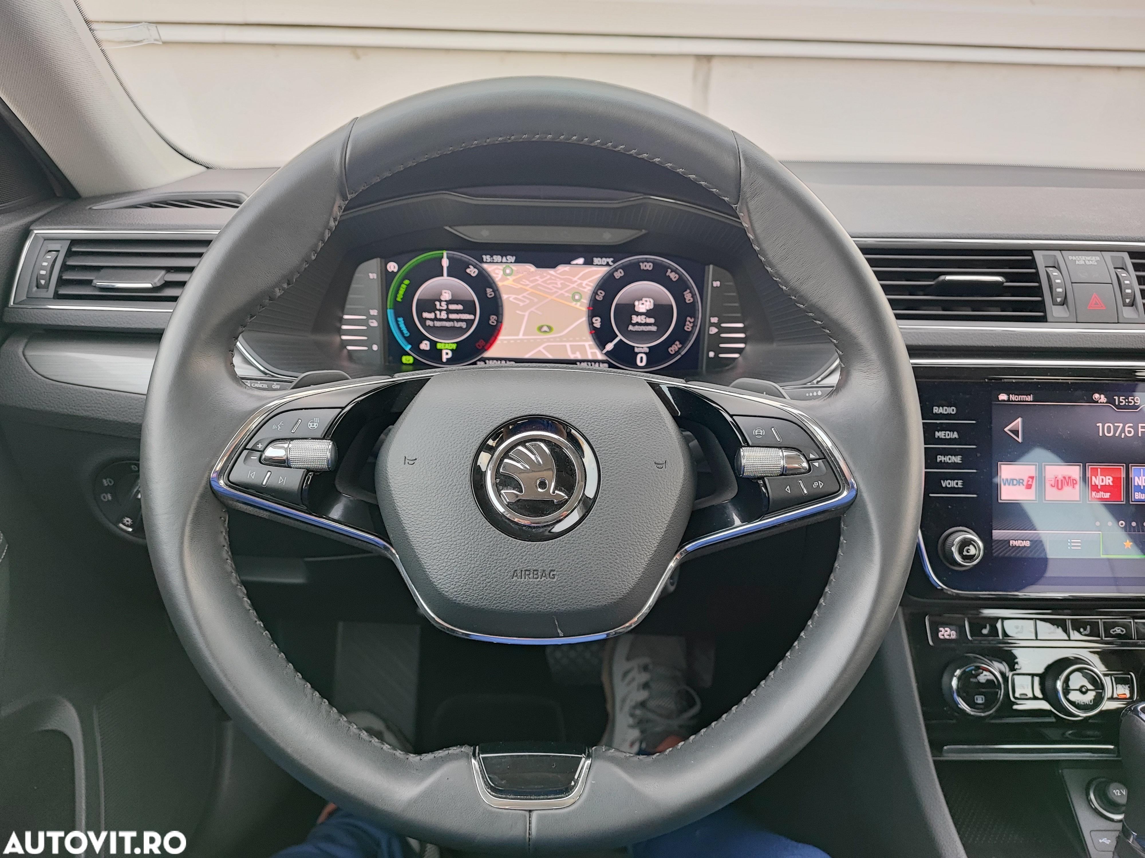 Skoda Superb Combi 1.4 TSI PHEV Style - 24