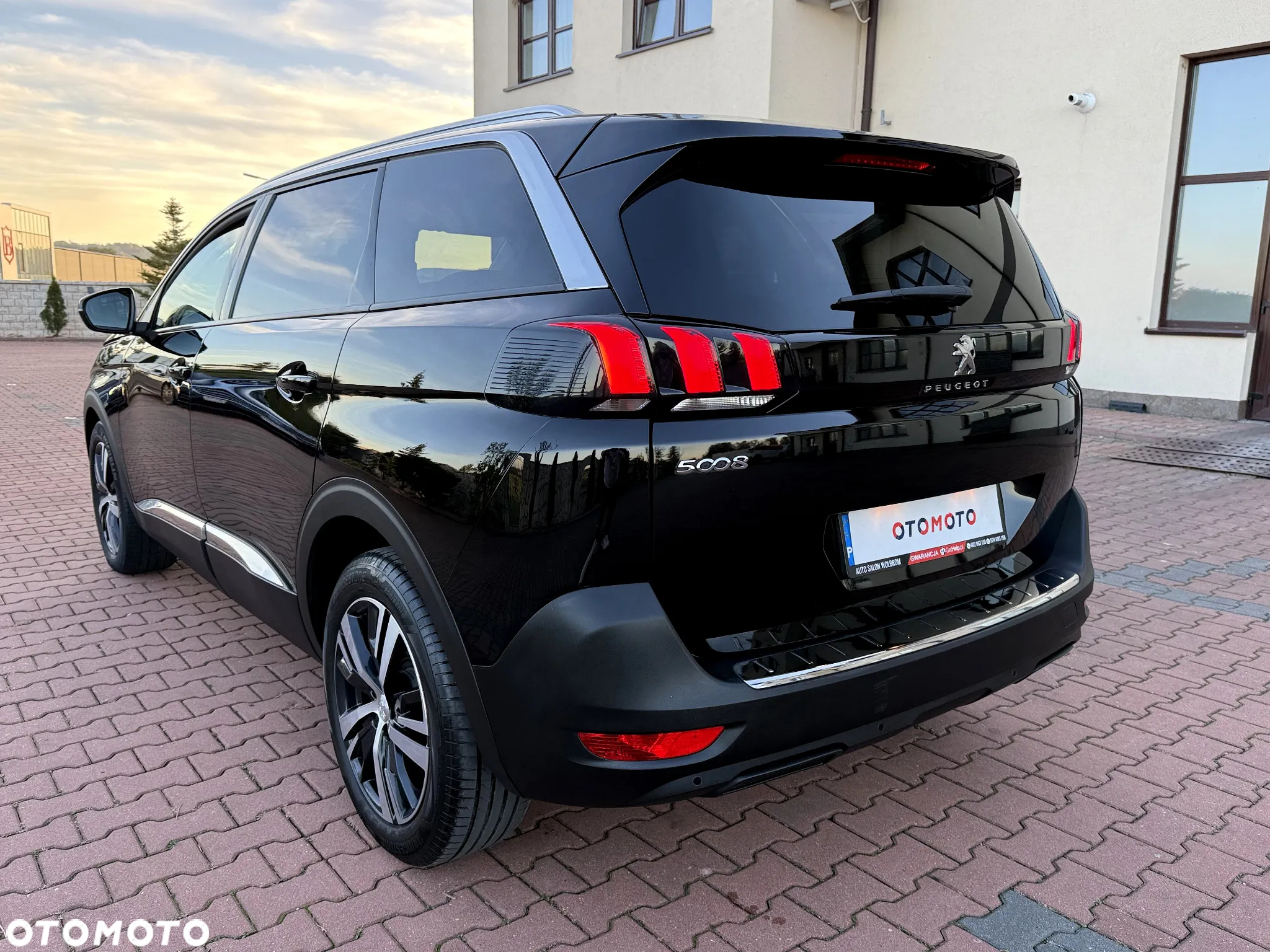 Peugeot 5008 1.6 PureTech Allure S&S EAT8 - 38