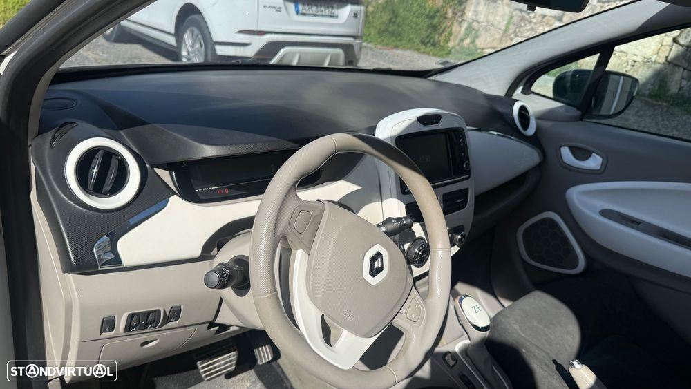 Renault Zoe (c/ Bateria) 22 kwh Life - 6