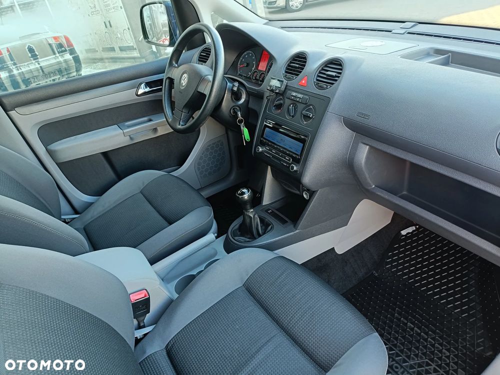 Volkswagen Caddy Maxi Life - 21