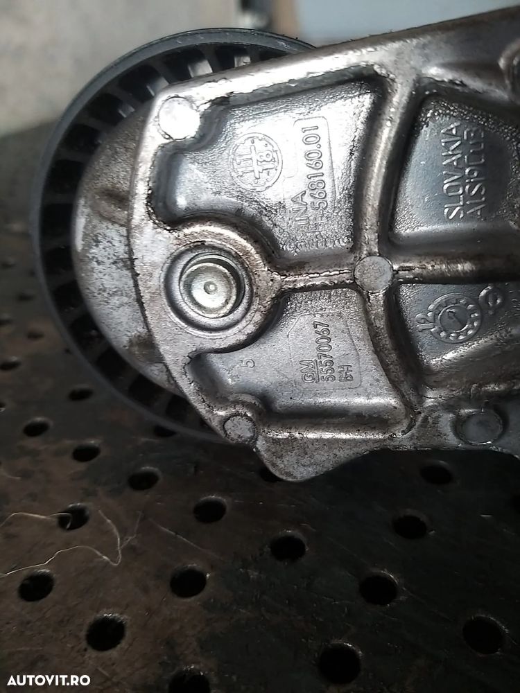 Rola intinzatoare accesorii 1.6 cdti opel astra j 55570067 56816001 - 2