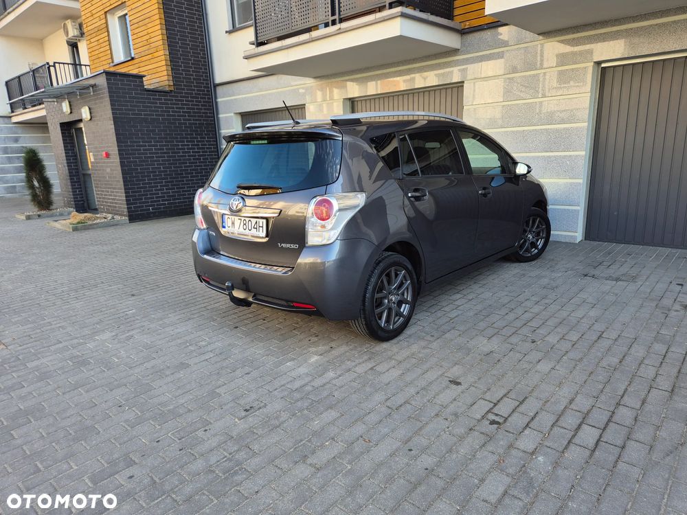 Toyota Verso 1.8 Premium - 5