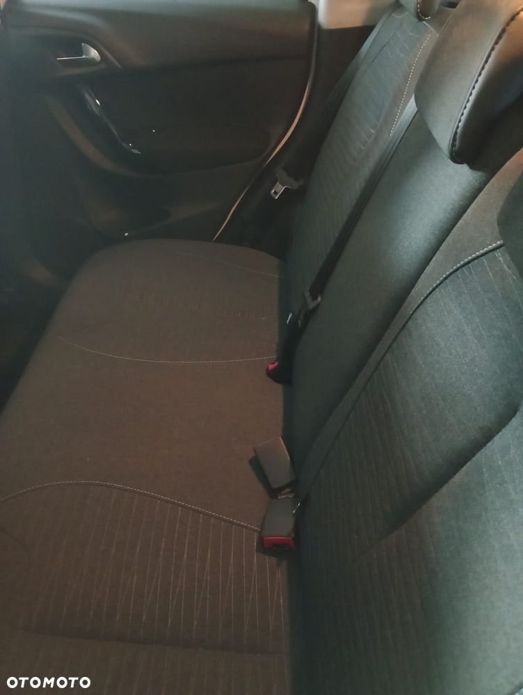 Citroën C3 1.2 PureTech Selection ETG - 9