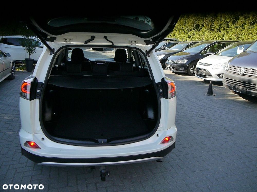 Toyota RAV4 2.0 D-4D Premium 4x2 - 21