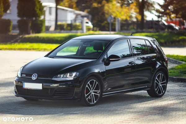 Volkswagen Golf GTD (BlueMotion Technology)