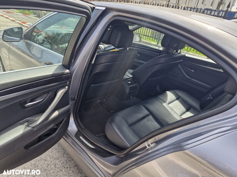 BMW Seria 5 520d - 9