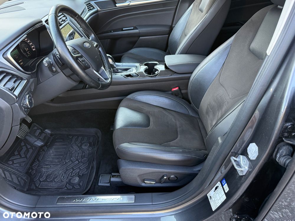 Ford Mondeo - 21