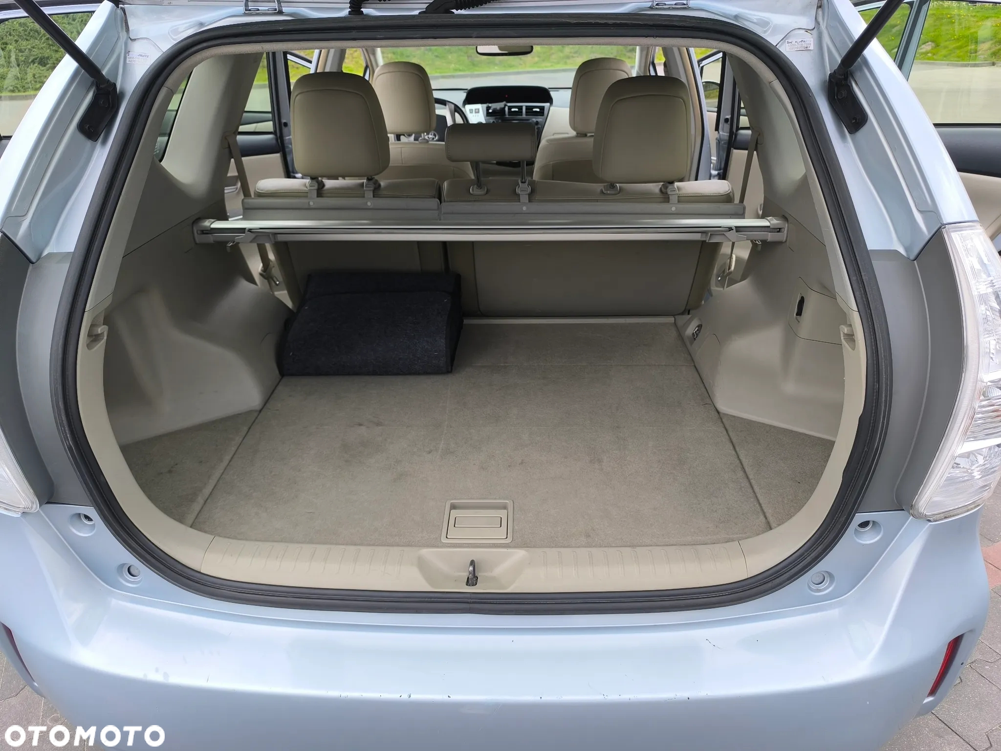 Toyota Prius+ - 15