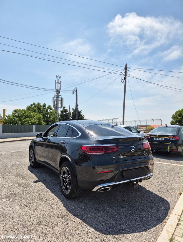 Mercedes-Benz GLC 300 de 4Matic 9G-TRONIC Exclusive — fotografia 8
