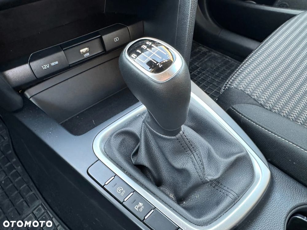 Kia XCeed 1.0 T-GDI M - 17