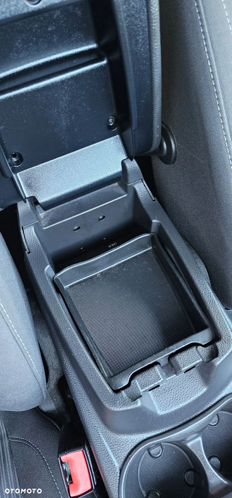 Ford Focus 1.6 TDCi DPF Start-Stopp-System Titanium - 17