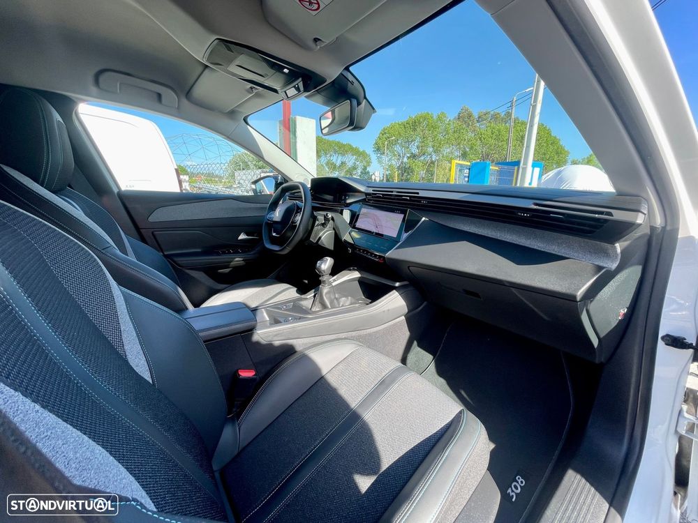 Peugeot 308 SW 1.2 PureTech Allure - 35