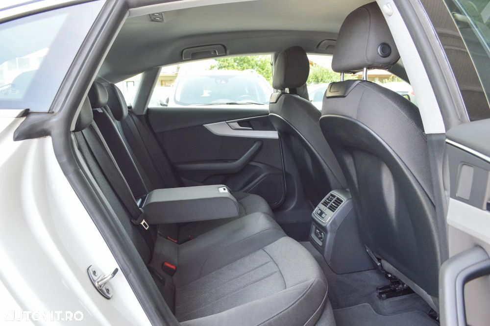Audi A5 Sportback 2.0 TDI S tronic Design - 29