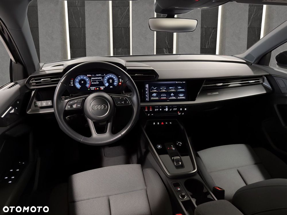 Audi A3 Sportback - 12