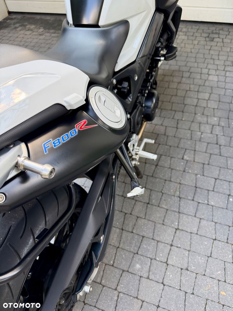 BMW F - 11