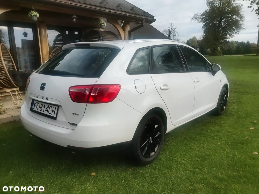 Seat Ibiza 2014 photo 4