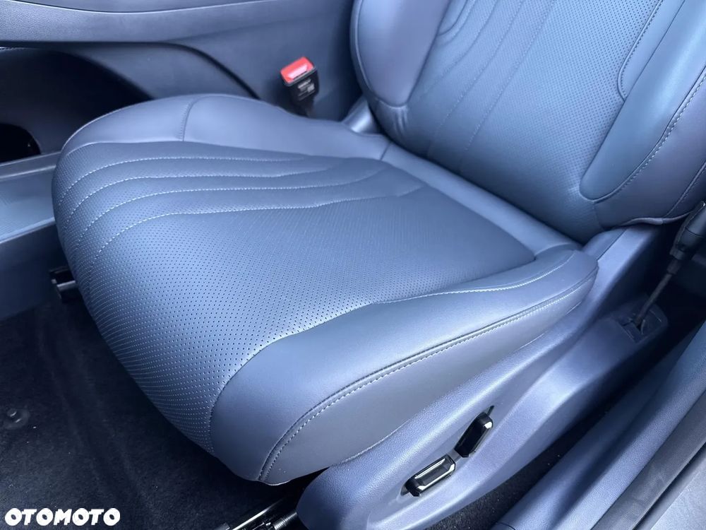 Geely Starray EM-i 1.5 PHEV Max - 18