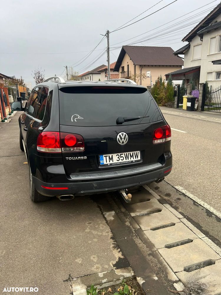Volkswagen Touareg - 2