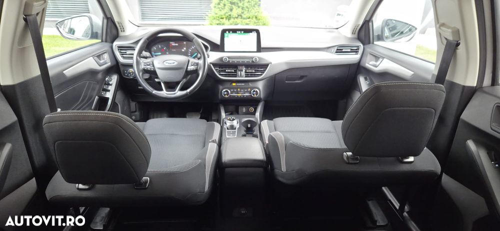 Ford Focus - 7