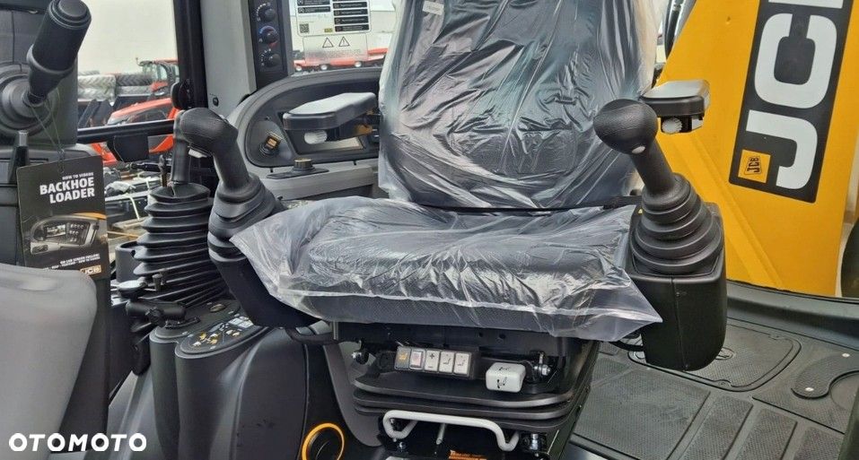 JCB 3CX PLUS EH - 13