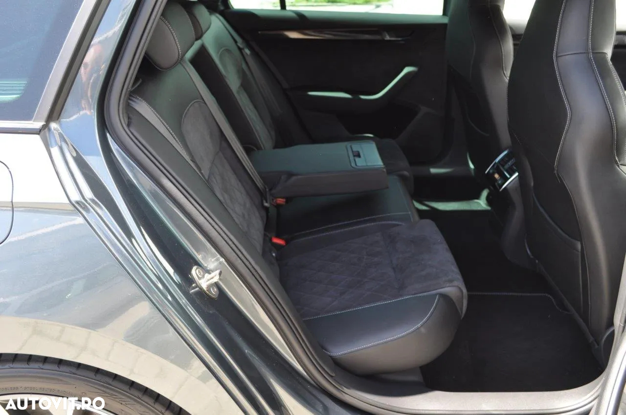 Skoda Superb 2.0 TSI DSG 4X4 Sportline - 19