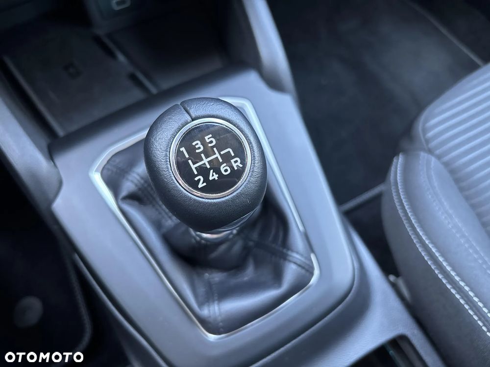 Ford Focus 1.0 EcoBoost Titanium Design - 16