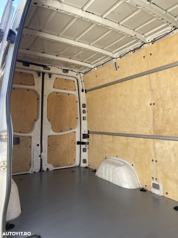 Volkswagen Crafter - 6