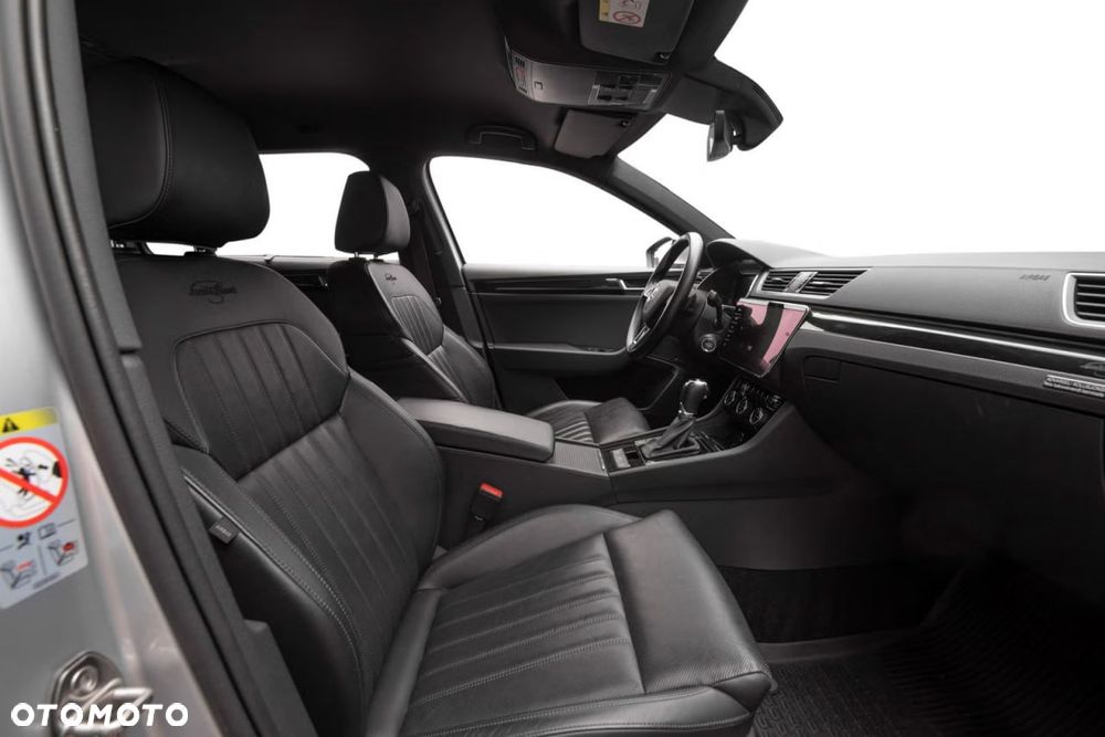 Skoda Superb 2.0 TDI 4x4 DSG L&K - 19