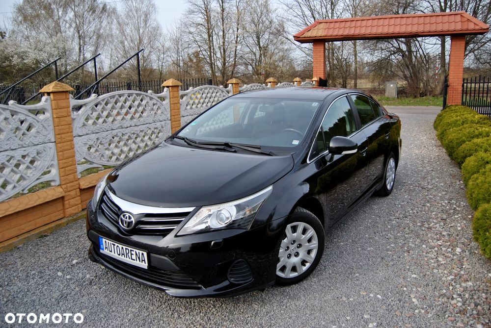 Toyota Avensis 1.6 Sol - 2