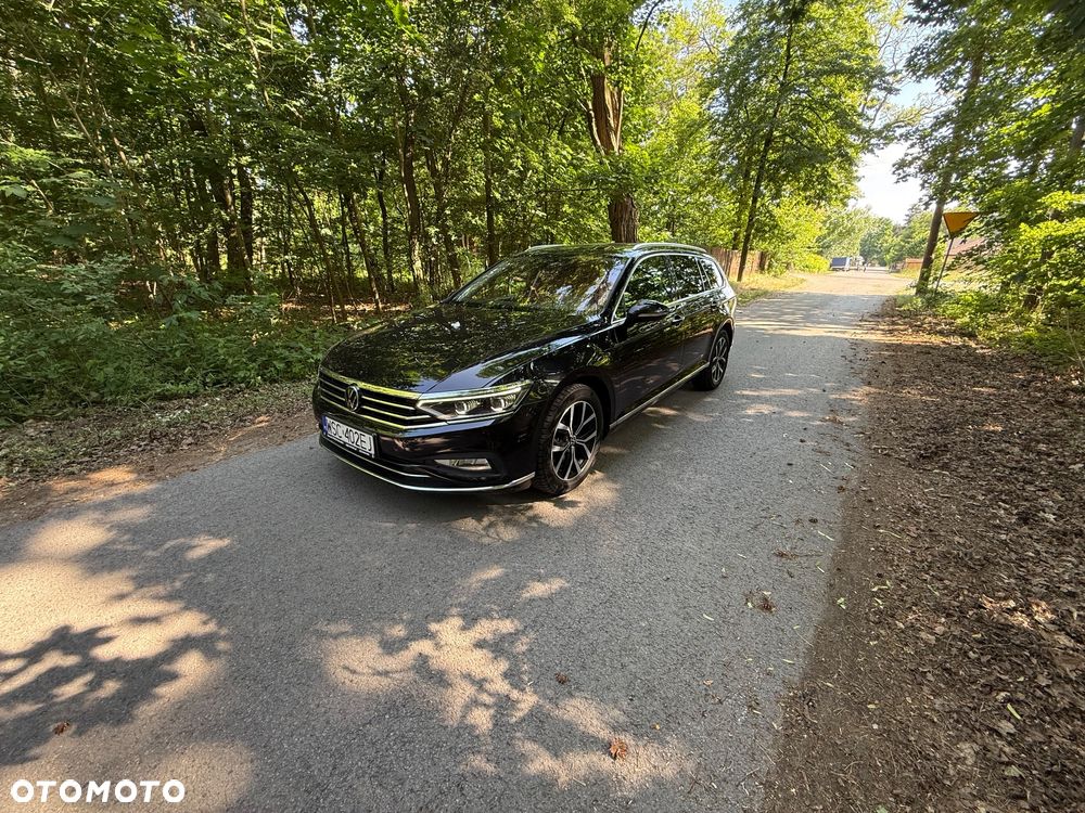 Volkswagen Passat - 2