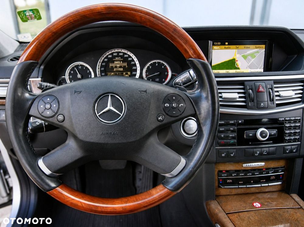 Mercedes-Benz Klasa E 350 CDI BlueEff Elegance - 17