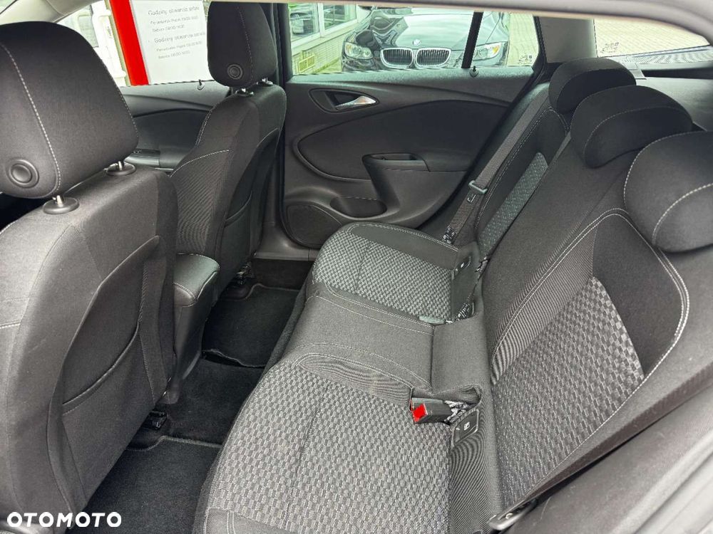 Opel Astra 1.4 Turbo Innovation - 21