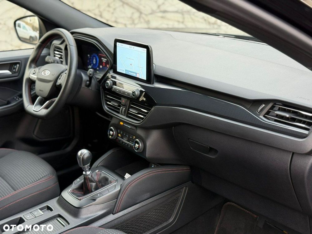 Ford Kuga 1.5 EcoBoost ST-LINE X - 7