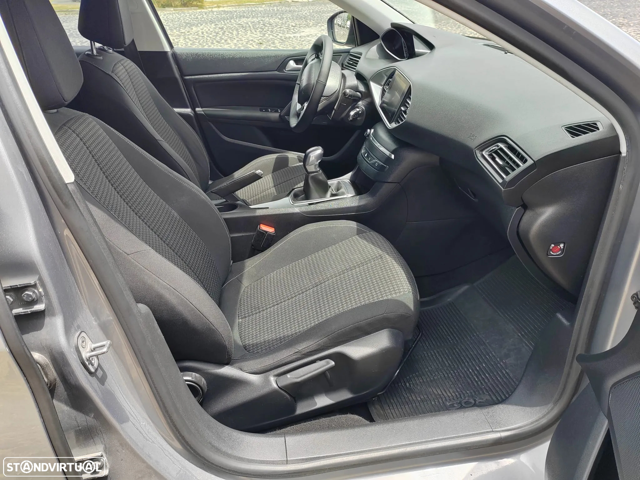 Peugeot 308 SW 1.6 BlueHDi Style - 9