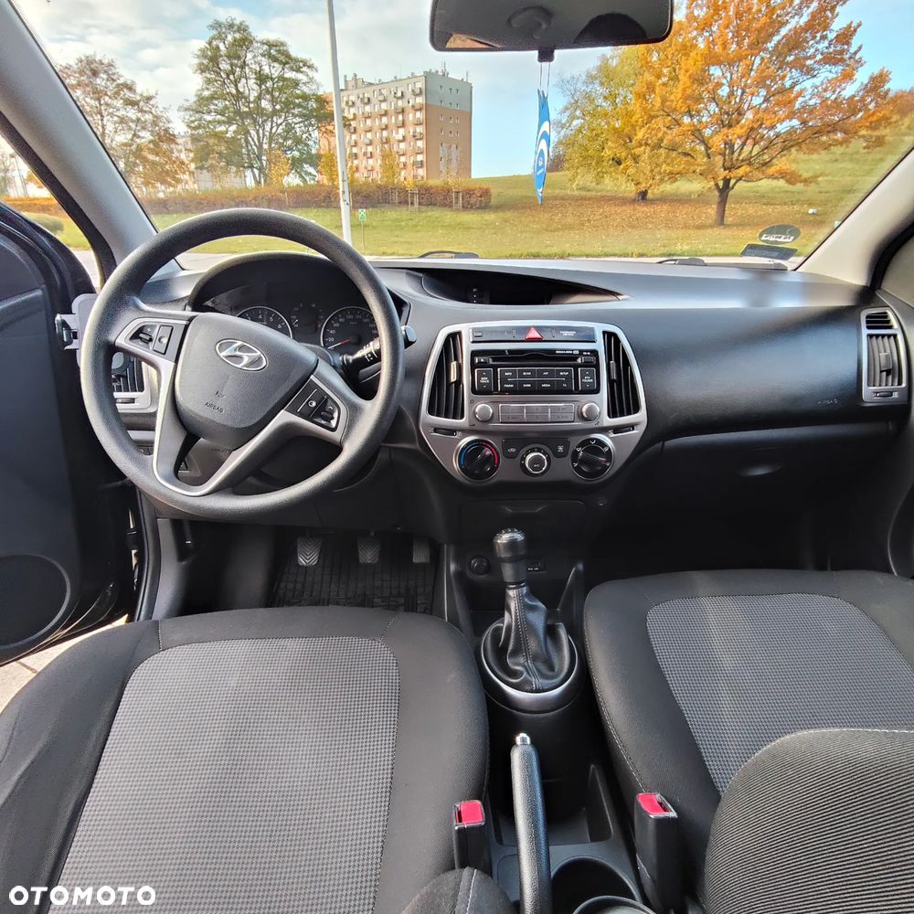 Hyundai i20 1.25 Comfort - 11