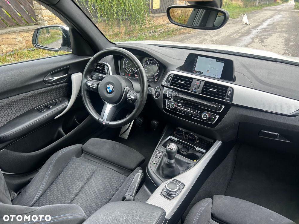 BMW Seria 1 118i M Sport Shadow - 26