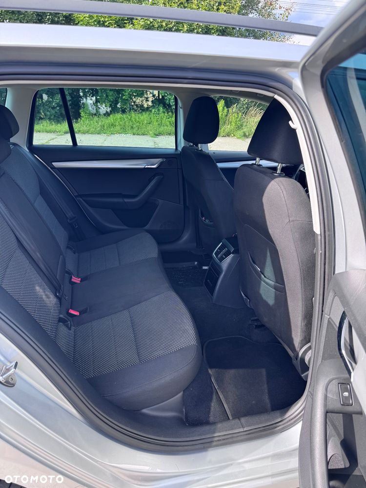 Skoda Octavia 2.0 TDI Ambition - 15