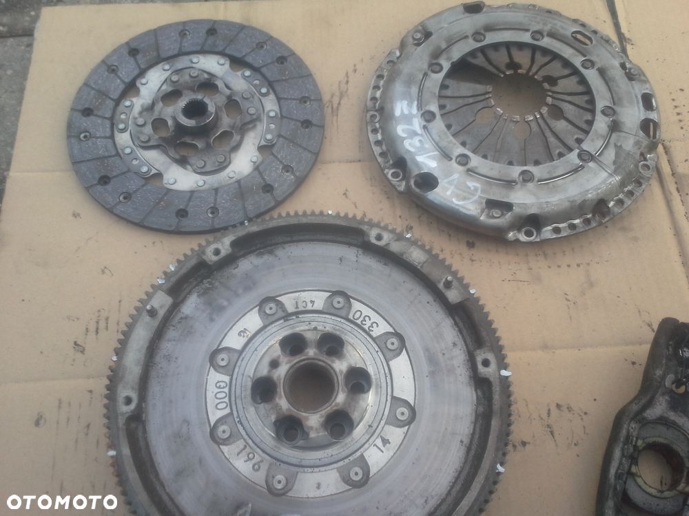 Volkswagen Golf V 1.9 TDi koło dwumasowe plus sprzęgło - 7