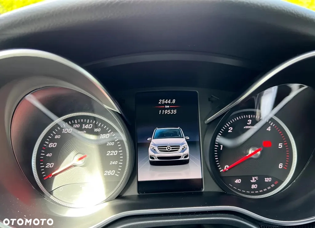 Mercedes-Benz Klasa V 220 CDI 7G-Tronic (d³ugi) - 13